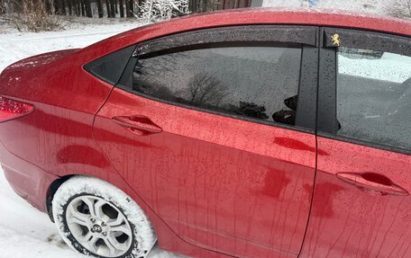 Hyundai Solaris II рестайлинг, 2012 год, 850 000 рублей, 22 фотография