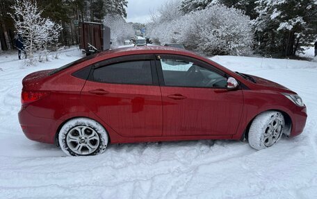 Hyundai Solaris II рестайлинг, 2012 год, 850 000 рублей, 29 фотография