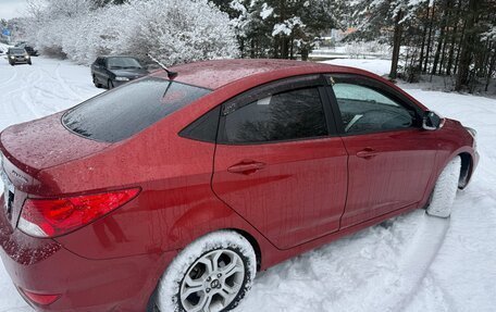 Hyundai Solaris II рестайлинг, 2012 год, 850 000 рублей, 30 фотография