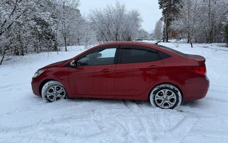 Hyundai Solaris II рестайлинг, 2012 год, 850 000 рублей, 32 фотография