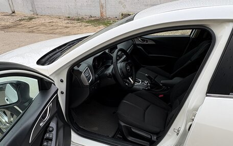 Mazda 3, 2018 год, 1 650 000 рублей, 10 фотография