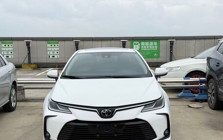 Toyota Corolla, 2022 год, 2 050 000 рублей, 2 фотография