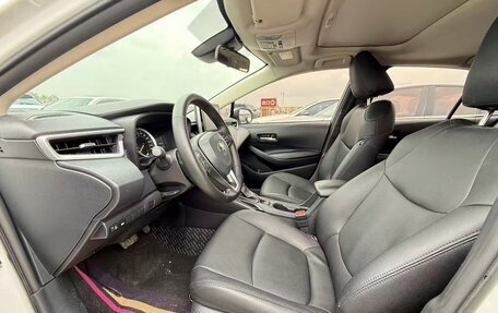 Toyota Corolla, 2022 год, 2 050 000 рублей, 10 фотография