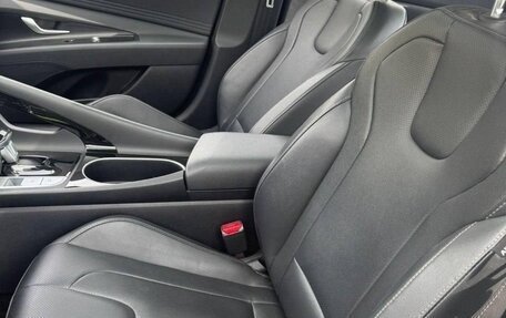 Hyundai Elantra, 2023 год, 1 600 000 рублей, 13 фотография