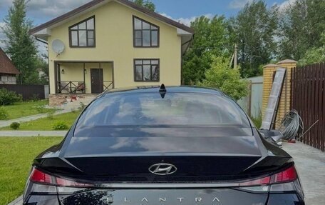 Hyundai Elantra, 2023 год, 1 600 000 рублей, 11 фотография