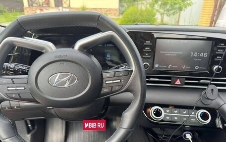 Hyundai Elantra, 2023 год, 1 600 000 рублей, 7 фотография