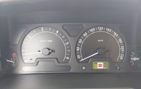 Land Rover Discovery III, 2003 год, 800 000 рублей, 8 фотография