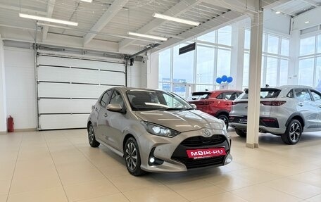 Toyota Yaris, 2020 год, 1 179 000 рублей, 8 фотография