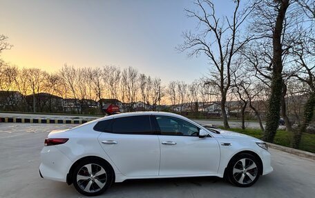 KIA Optima IV, 2017 год, 2 250 000 рублей, 8 фотография