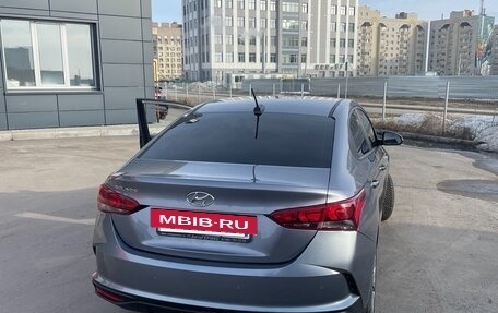 Hyundai Solaris II рестайлинг, 2021 год, 2 150 000 рублей, 2 фотография