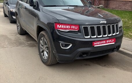Jeep Grand Cherokee, 2016 год, 3 000 000 рублей, 2 фотография