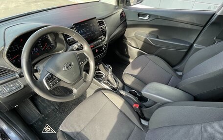 Hyundai Solaris II рестайлинг, 2021 год, 2 150 000 рублей, 7 фотография