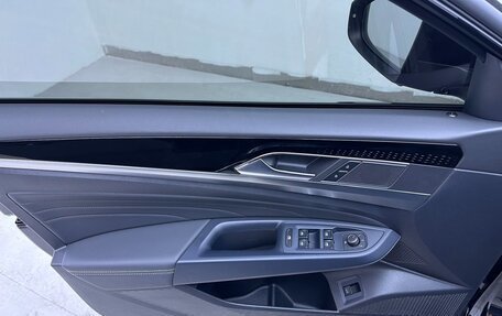 Volkswagen Passat B8 рестайлинг, 2023 год, 2 315 000 рублей, 9 фотография