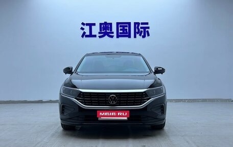 Volkswagen Passat B8 рестайлинг, 2023 год, 2 315 000 рублей, 2 фотография