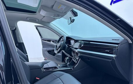 Volkswagen Passat B8 рестайлинг, 2023 год, 2 315 000 рублей, 17 фотография