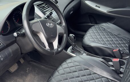 Hyundai Solaris II рестайлинг, 2016 год, 1 300 000 рублей, 12 фотография