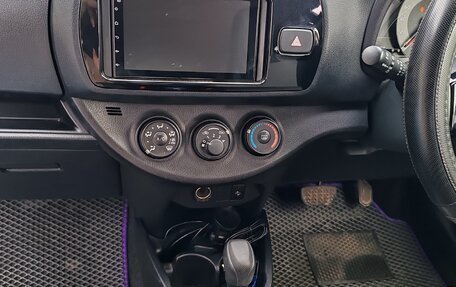 Toyota Vitz, 2017 год, 770 000 рублей, 7 фотография