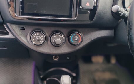 Toyota Vitz, 2017 год, 770 000 рублей, 18 фотография