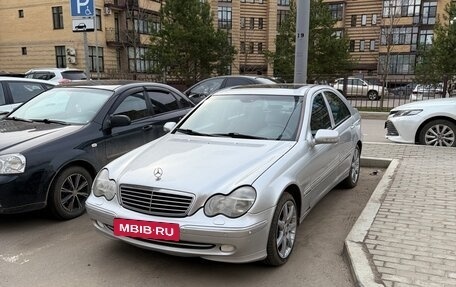 Mercedes-Benz C-Класс, 2002 год, 635 000 рублей, 2 фотография