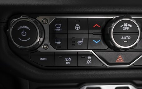 Jeep Wrangler, 2026 год, 18 011 958 рублей, 34 фотография