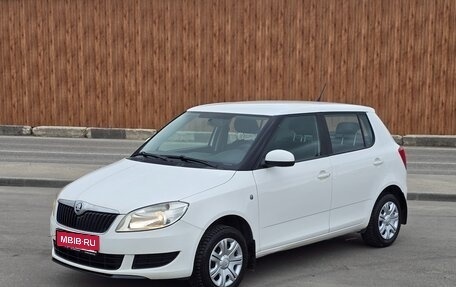 Skoda Fabia II, 2013 год, 565 000 рублей, 1 фотография