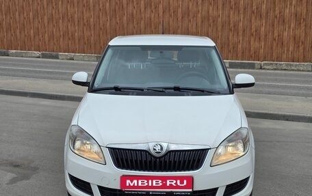 Skoda Fabia II, 2013 год, 565 000 рублей, 2 фотография