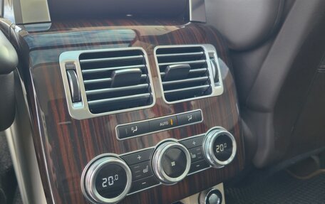 Land Rover Range Rover IV рестайлинг, 2015 год, 6 950 000 рублей, 11 фотография