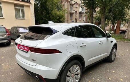 Jaguar E-Pace, 2018 год, 2 400 000 рублей, 4 фотография