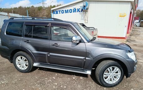 Mitsubishi Pajero IV, 2015 год, 3 500 000 рублей, 4 фотография