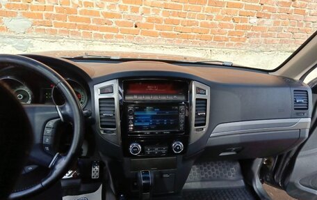 Mitsubishi Pajero IV, 2015 год, 3 500 000 рублей, 15 фотография