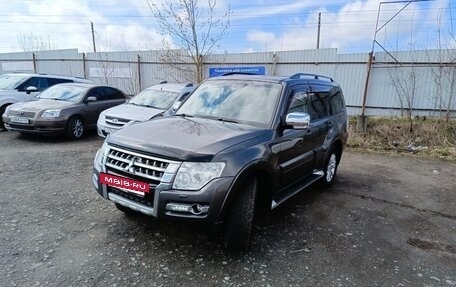 Mitsubishi Pajero IV, 2015 год, 3 500 000 рублей, 2 фотография