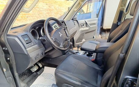 Mitsubishi Pajero IV, 2015 год, 3 500 000 рублей, 17 фотография