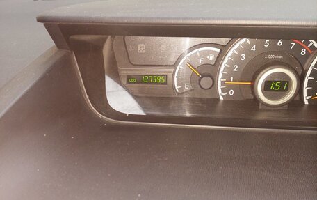 Toyota Voxy II, 2010 год, 1 250 000 рублей, 2 фотография