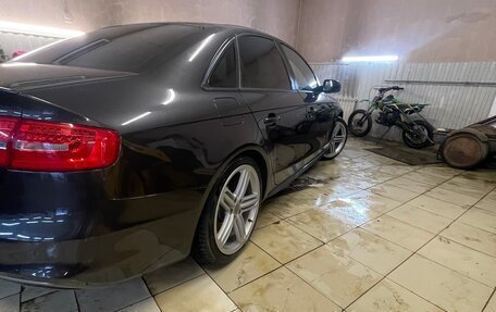 Audi A4, 2015 год, 1 680 000 рублей, 4 фотография