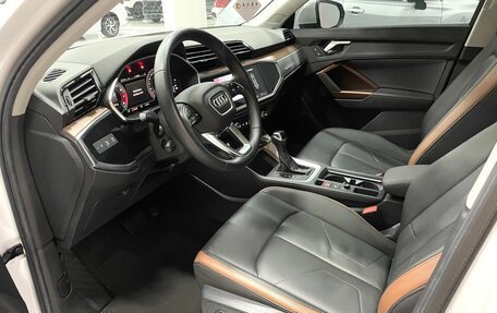 Audi Q3, 2022 год, 2 498 000 рублей, 10 фотография