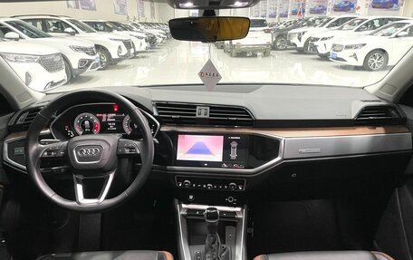 Audi Q3, 2022 год, 2 498 000 рублей, 12 фотография