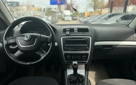 Skoda Octavia, 2011 год, 830 000 рублей, 7 фотография