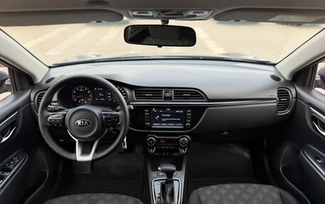 KIA Rio IV, 2018 год, 1 590 000 рублей, 14 фотография