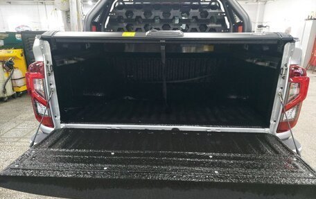 Nissan Navara (Frontier), 2024 год, 5 200 000 рублей, 6 фотография