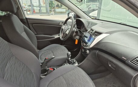 Hyundai Solaris II рестайлинг, 2015 год, 845 000 рублей, 7 фотография