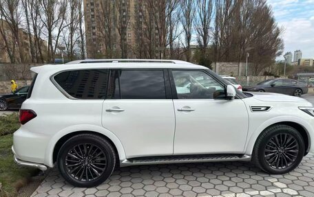 Infiniti QX80 I рестайлинг, 2022 год, 9 600 000 рублей, 3 фотография