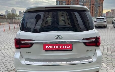 Infiniti QX80 I рестайлинг, 2022 год, 9 600 000 рублей, 4 фотография