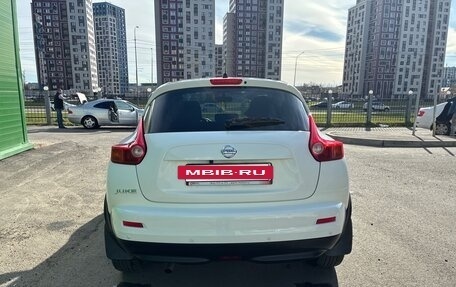 Nissan Juke II, 2013 год, 900 000 рублей, 2 фотография