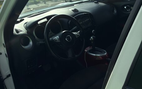 Nissan Juke II, 2013 год, 900 000 рублей, 9 фотография