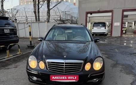 Mercedes-Benz E-Класс, 2003 год, 700 000 рублей, 2 фотография