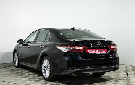 Toyota Camry, 2020 год, 3 099 700 рублей, 7 фотография