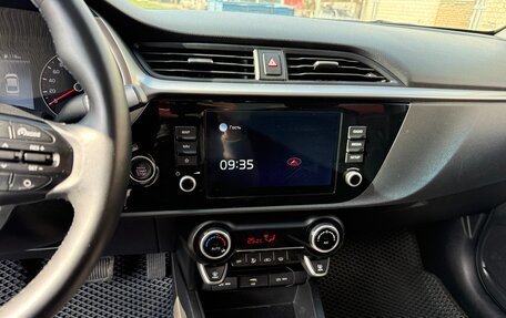 KIA Rio IV, 2021 год, 1 650 000 рублей, 13 фотография