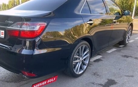 Toyota Camry, 2014 год, 1 950 000 рублей, 2 фотография