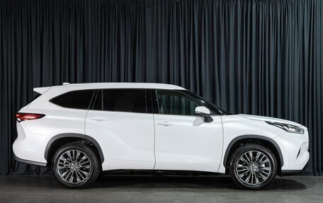 Toyota Highlander, 2025 год, 5 940 000 рублей, 5 фотография