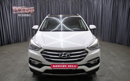Hyundai Santa Fe III рестайлинг, 2018 год, 2 249 000 рублей, 2 фотография